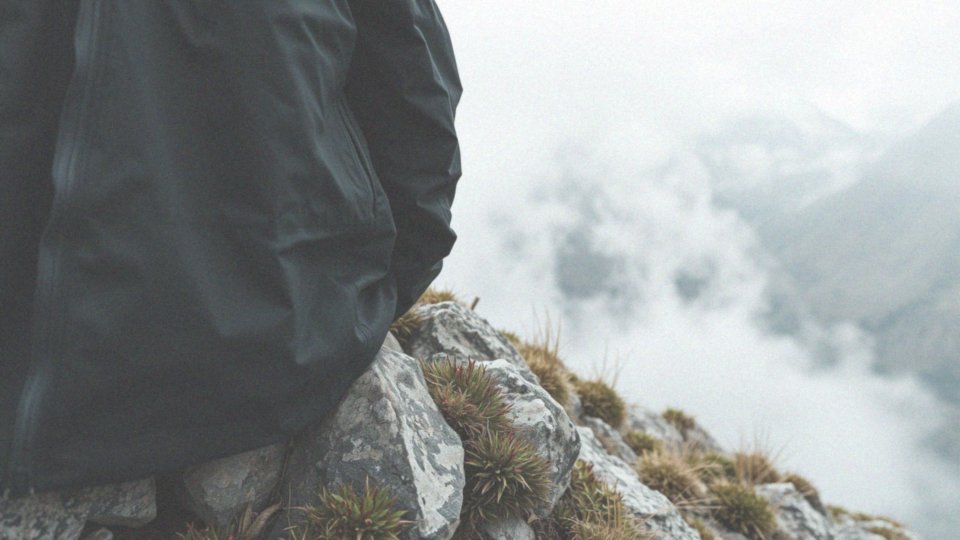 Jak funkcjonalność odzieży Anapurna wspiera aktywności outdoorowe?